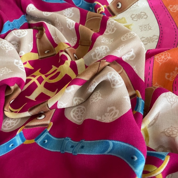 GUESS scarf with chain design orange pink - Picture 2 of 16